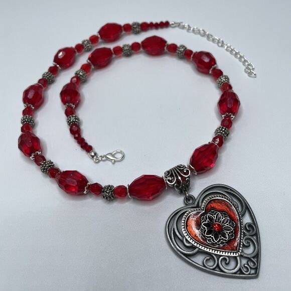 Artisan Red Glass Beaded Silver Tone Gothic Heart Pendant Necklace Statement - Picture 2 of 10